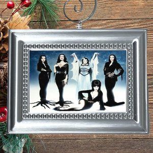 Rare Unique Women‎ Of Horror Christmas Tree Ornament